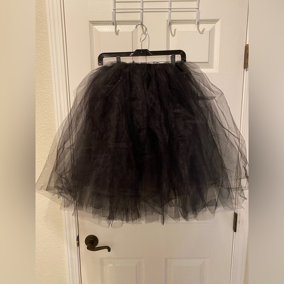 LEO Brand Women's Standard 24" Soft Tulle Juliet Dance Tutu Skirt - Picture 3 of 3